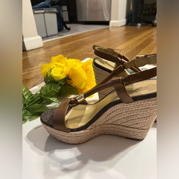 Michael Kors Women’s Brown Leather Espadrille Wedge Heels - Picture 4 of 5